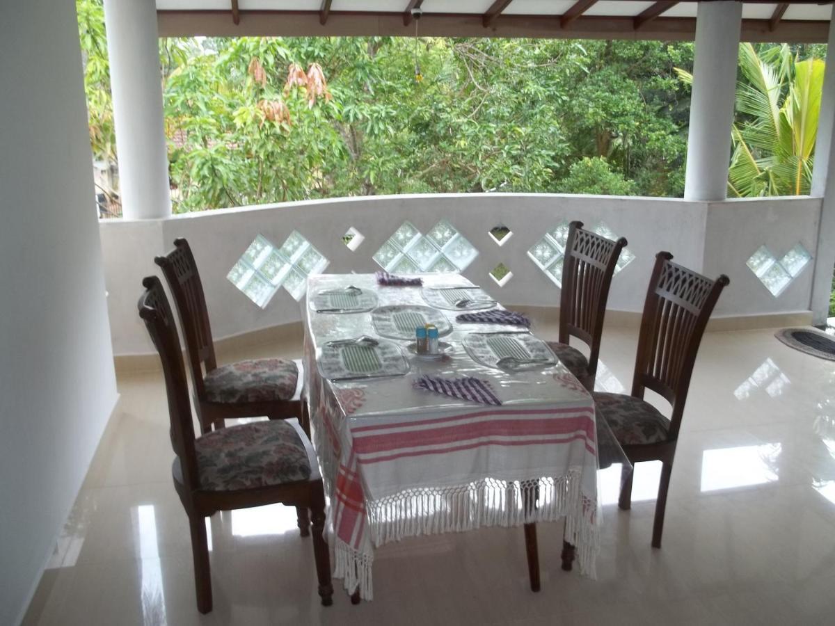 Anura Home Stay Калутара Екстериор снимка