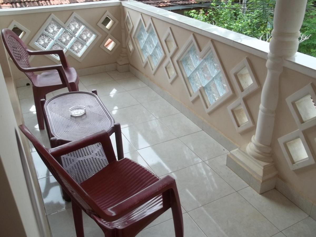 Anura Home Stay Калутара Екстериор снимка