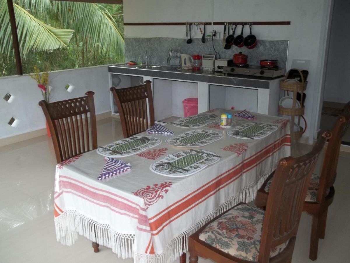 Anura Home Stay Калутара Екстериор снимка
