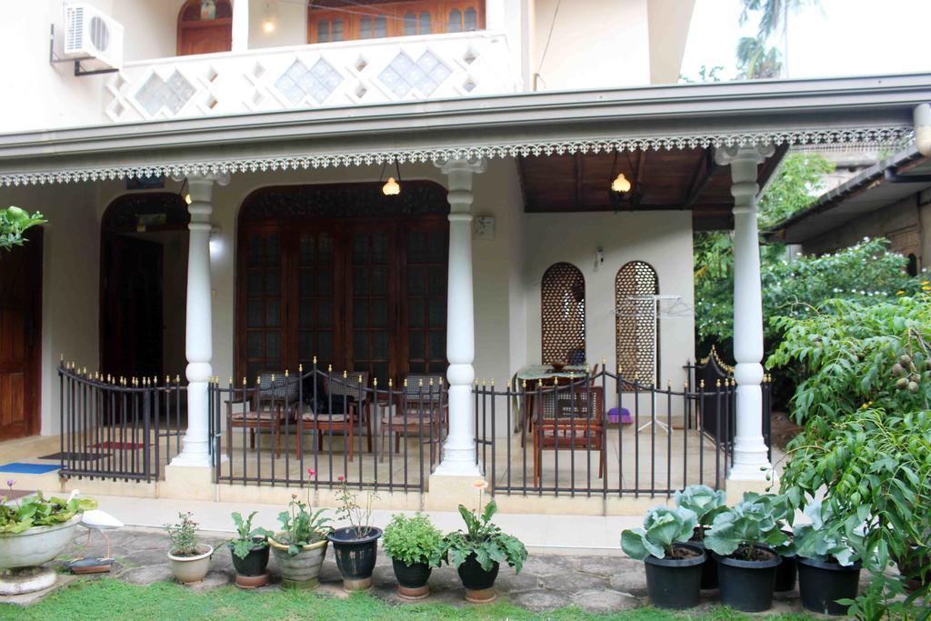 Anura Home Stay Калутара Екстериор снимка