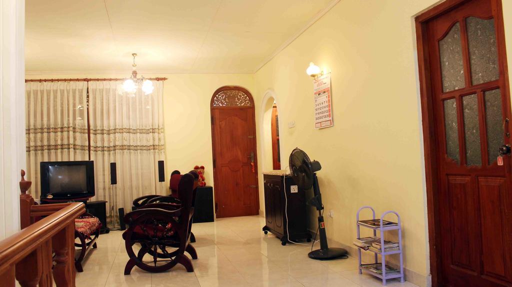 Anura Home Stay Калутара Екстериор снимка